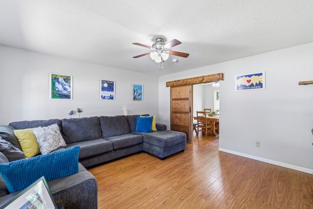 1229 Oxford Lane, Grapevine, TX 76051