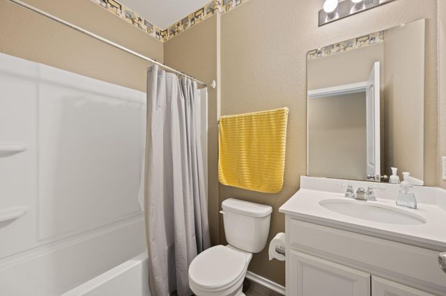 412 Perryville LOOP, Liberty Hill, TX 78642