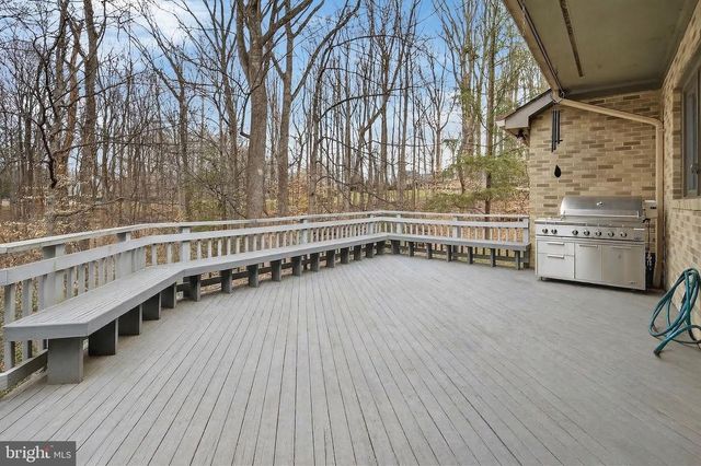 2 LAKE POTOMAC CT, Potomac, MD 20854