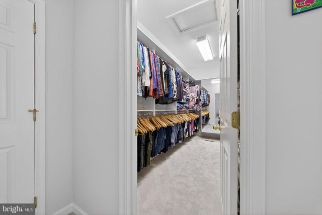 2 LAKE POTOMAC CT, Potomac, MD 20854