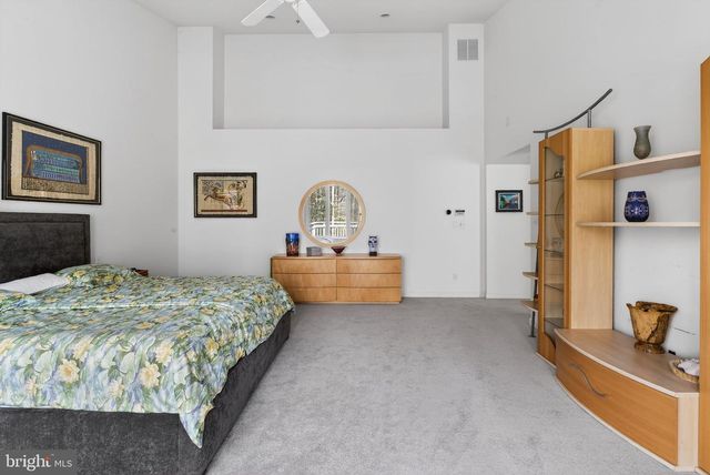 2 LAKE POTOMAC CT, Potomac, MD 20854