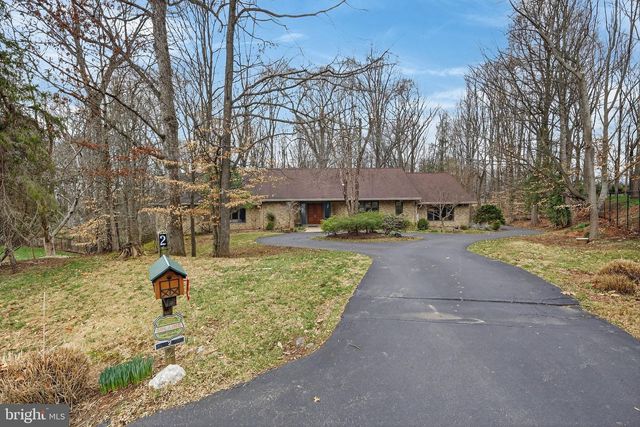 2 LAKE POTOMAC CT, Potomac, MD 20854