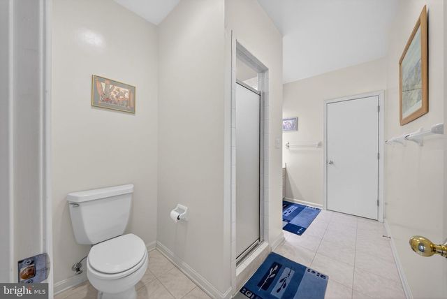 2 LAKE POTOMAC CT, Potomac, MD 20854