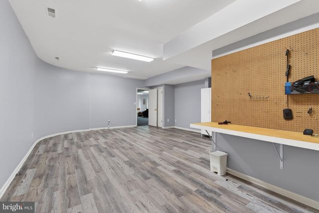 2 LAKE POTOMAC CT, Potomac, MD 20854