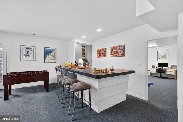 2 LAKE POTOMAC CT, Potomac, MD 20854