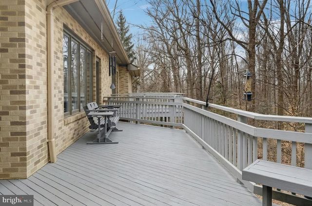 2 LAKE POTOMAC CT, Potomac, MD 20854