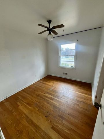 5031 Showalter RD, Roanoke, VA 24017