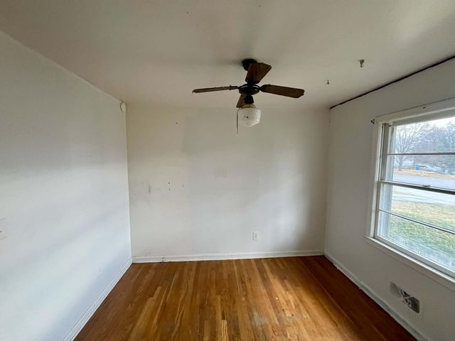 5031 Showalter RD, Roanoke, VA 24017