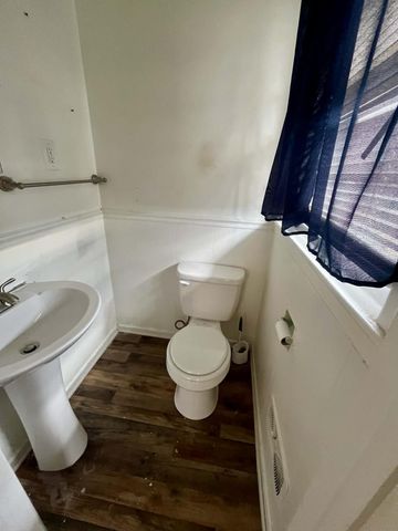 5031 Showalter RD, Roanoke, VA 24017