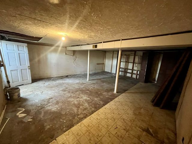 5031 Showalter RD, Roanoke, VA 24017