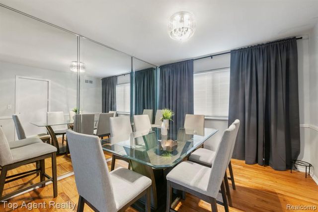 27370 Selkirk Street, Southfield, MI 48076