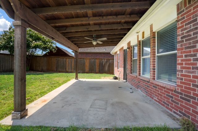 4306 Wood Stone Circle, Corinth, TX 76208