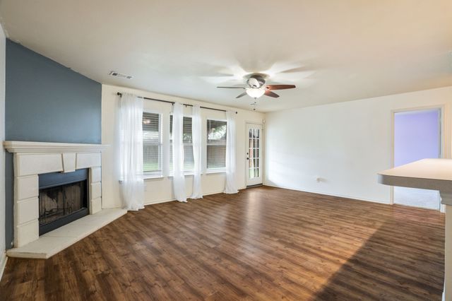 4306 Wood Stone Circle, Corinth, TX 76208