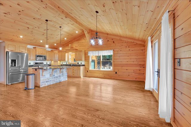 76 BROWNS CHURCH RD, Schuylkill Haven, PA 17972