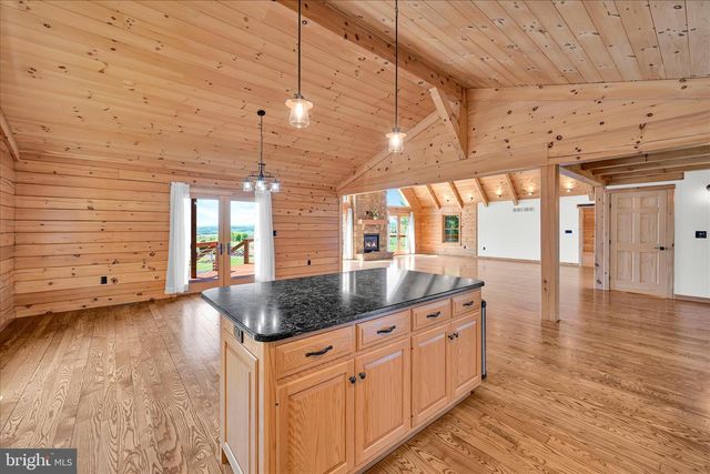 76 BROWNS CHURCH RD, Schuylkill Haven, PA 17972