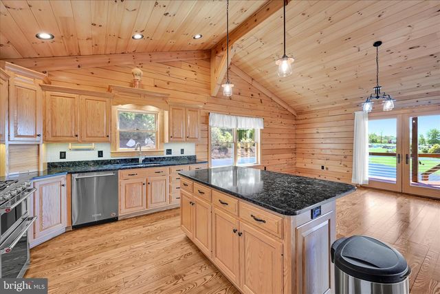 76 BROWNS CHURCH RD, Schuylkill Haven, PA 17972