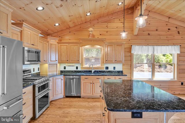 76 BROWNS CHURCH RD, Schuylkill Haven, PA 17972