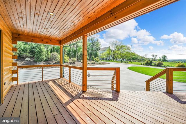 76 BROWNS CHURCH RD, Schuylkill Haven, PA 17972