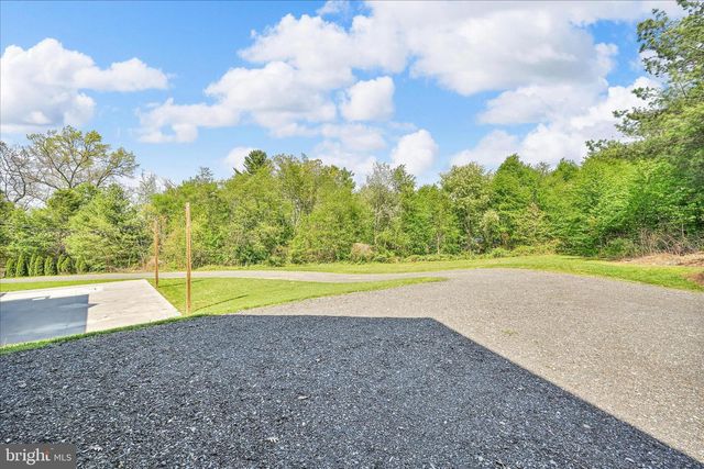 76 BROWNS CHURCH RD, Schuylkill Haven, PA 17972