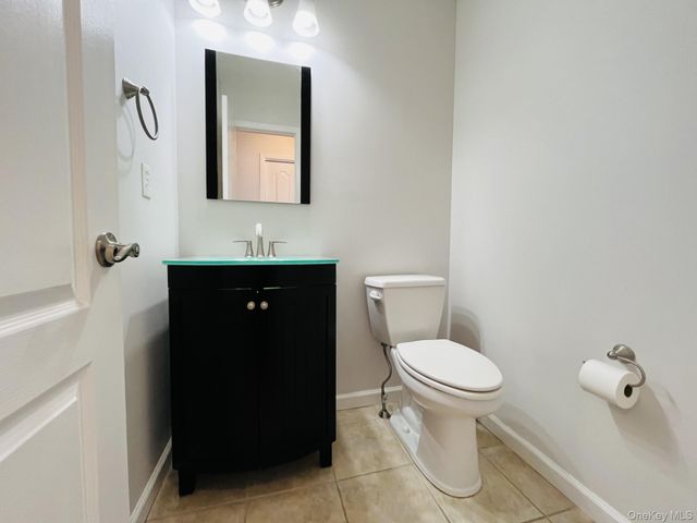 126 Elmcrest Drive, Fishkill, NY 12524