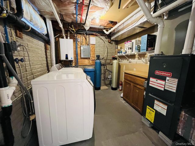 126 Elmcrest Drive, Fishkill, NY 12524