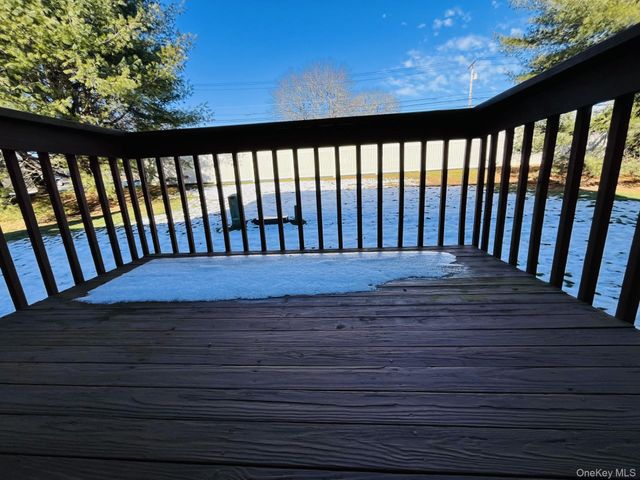 126 Elmcrest Drive, Fishkill, NY 12524