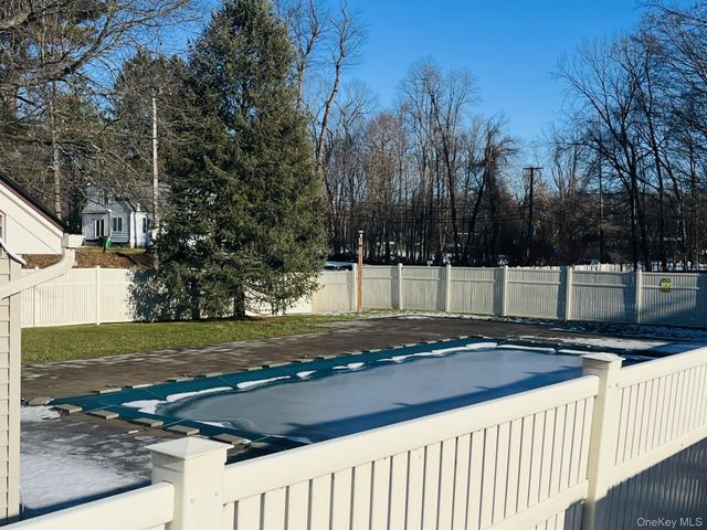 126 Elmcrest Drive, Fishkill, NY 12524