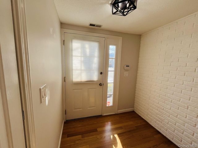 126 Elmcrest Drive, Fishkill, NY 12524