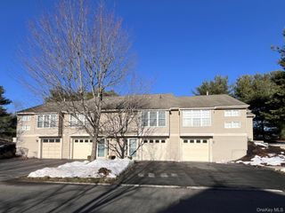 126 Elmcrest Drive, Fishkill, NY 12524