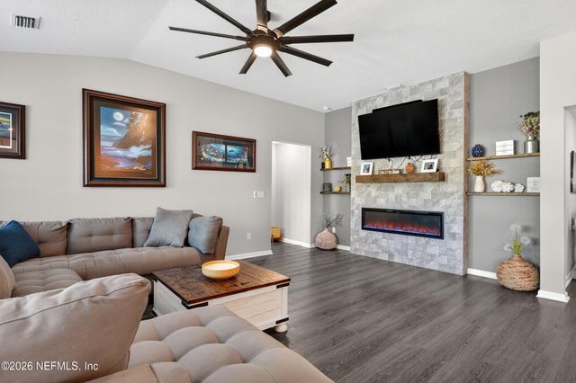 665 FLACH Drive, St. Johns, FL 32259