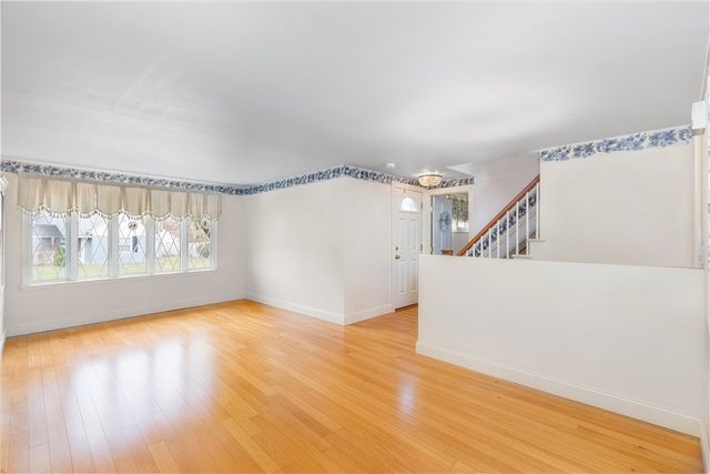 98 Homewood Avenue, North Providence, RI 02911