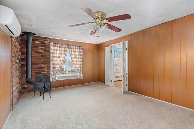 98 Homewood Avenue, North Providence, RI 02911