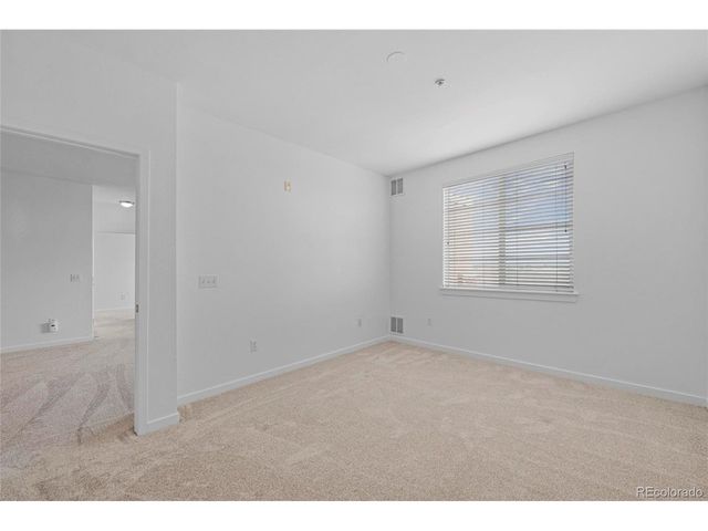 4100 Albion St 3-320, Denver, CO 80216