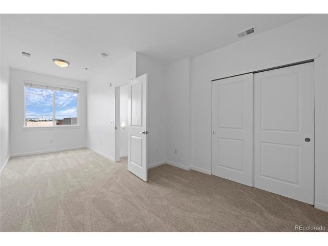 4100 Albion St 3-320, Denver, CO 80216