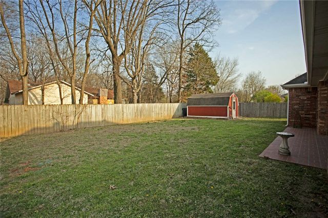 310 Old Forge Drive, Bentonville, AR 72712