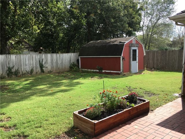 310 Old Forge Drive, Bentonville, AR 72712