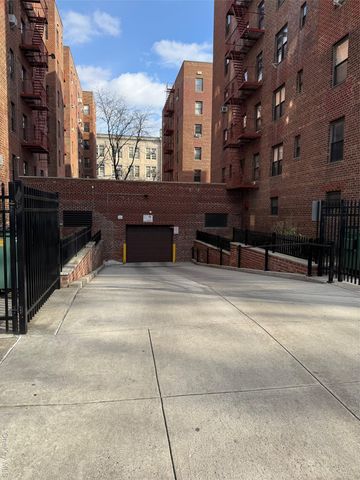 32-25 88th Street 207, East Elmhurst, NY 11369