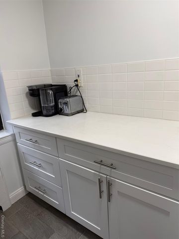 32-25 88th Street 207, East Elmhurst, NY 11369