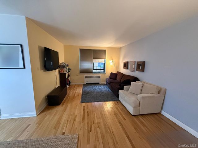 32-25 88th Street 207, East Elmhurst, NY 11369