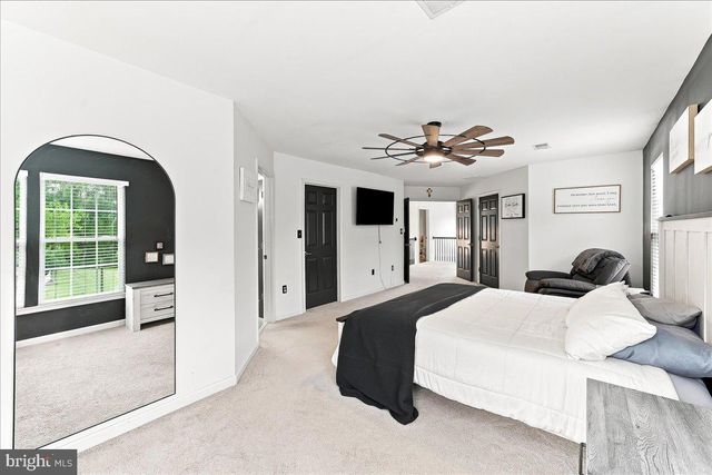 40 CAVERSHAM DR, West Grove, PA 19390