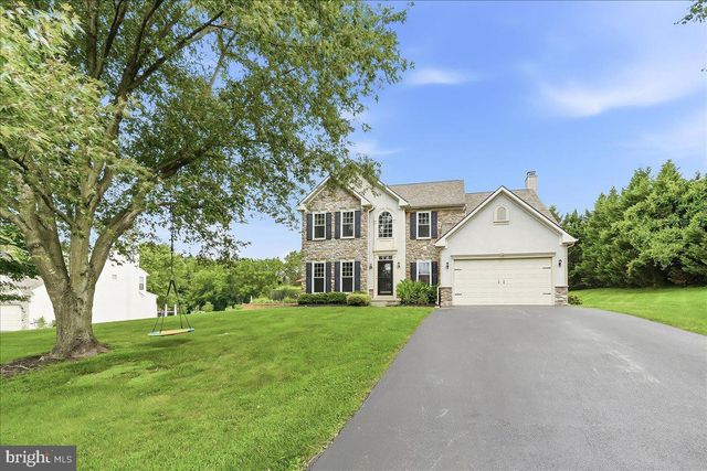 40 CAVERSHAM DR, West Grove, PA 19390