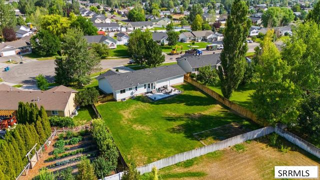 4184 E Aschli Lane, Idaho Falls, ID 83406