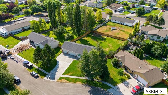 4184 E Aschli Lane, Idaho Falls, ID 83406