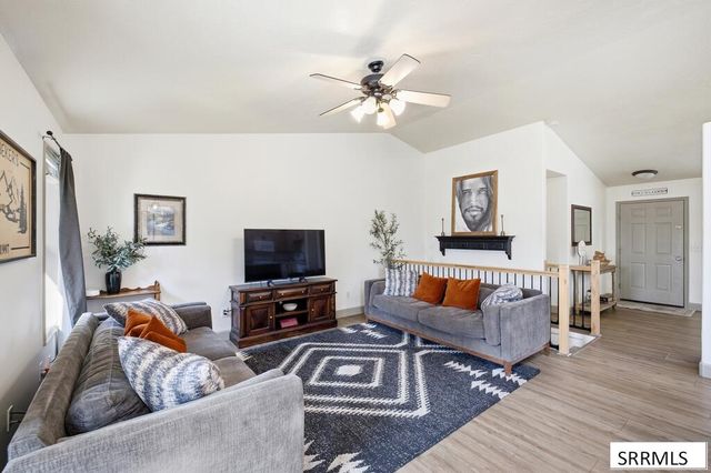 4184 E Aschli Lane, Idaho Falls, ID 83406