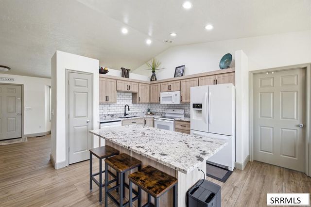 4184 E Aschli Lane, Idaho Falls, ID 83406