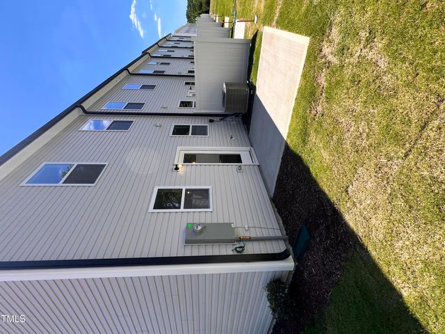 52 Camel Crazies Place, Lillington, NC 27546