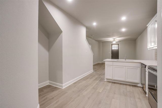 6811 Robert Reed Drive, Arlington, TX 76001