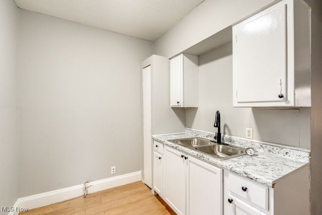 1093 E 147th Street, Cleveland, OH 44110