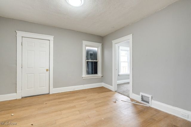 1093 E 147th Street, Cleveland, OH 44110