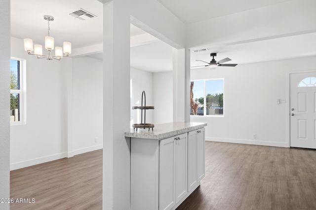 1748 E MONTE VISTA Road, Phoenix, AZ 85006